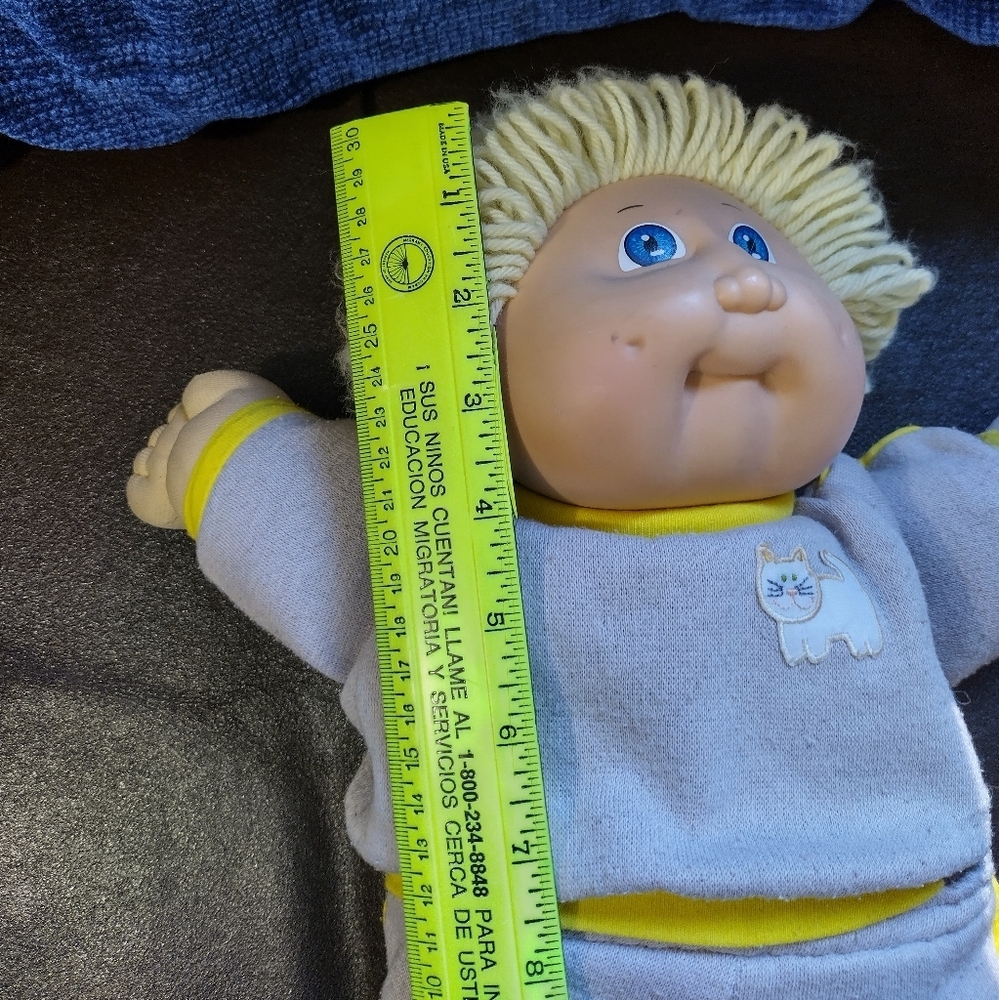 Vintage 1985 Cabbage Patch Kid, Blue Signature, Yarn Hair - Picture 10 of 12